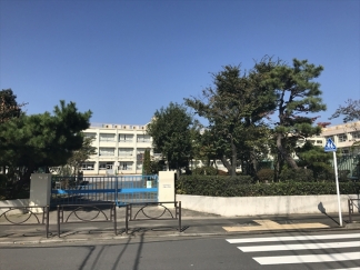 区立半田小学校